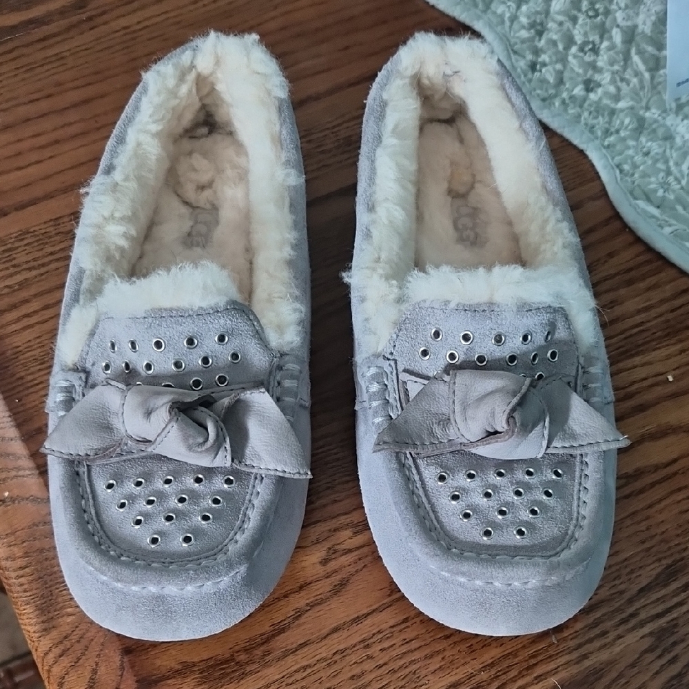UGG Fluffy Gray  Slippers